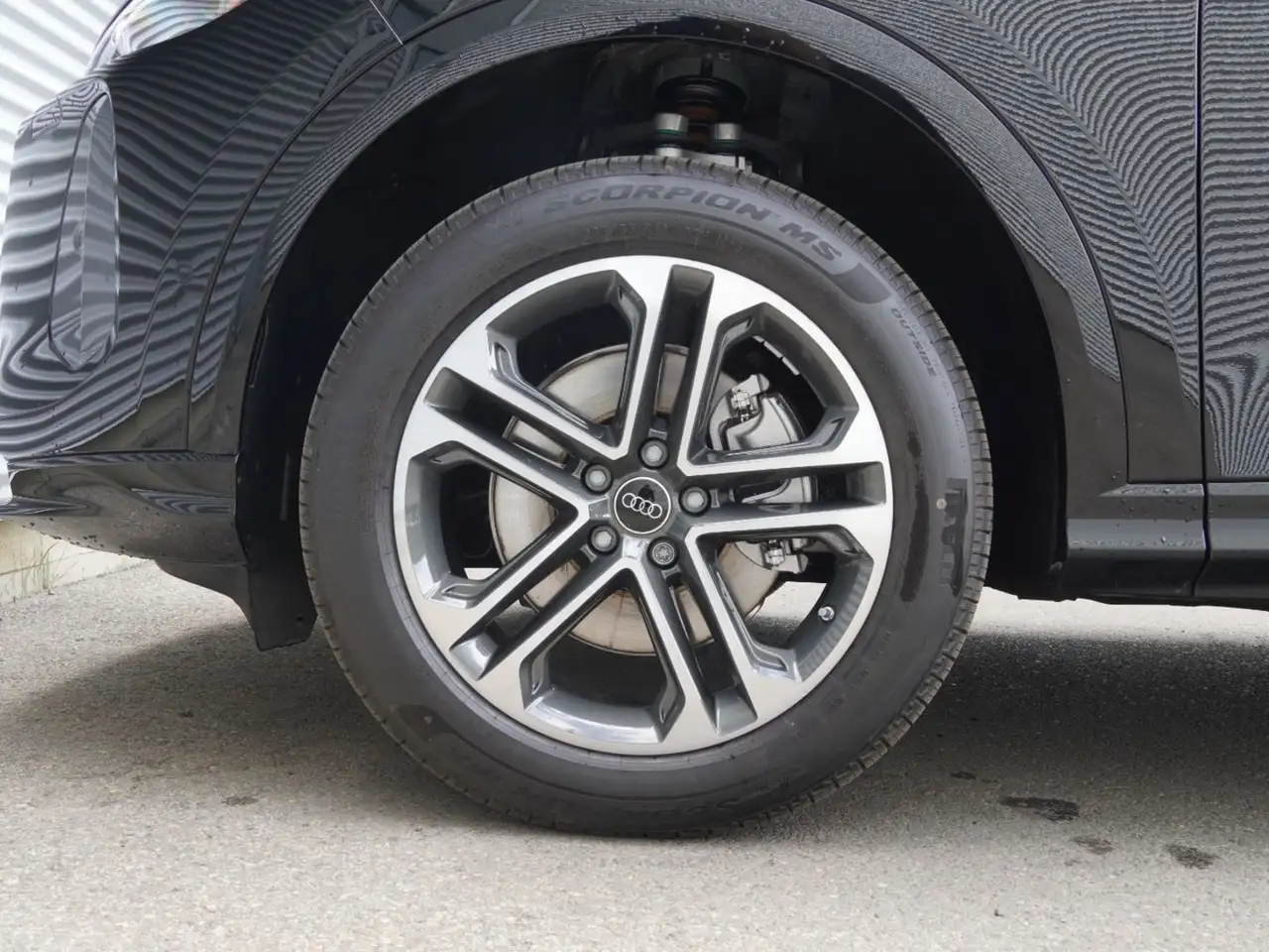 Audi Q5 снимка Audi Q5