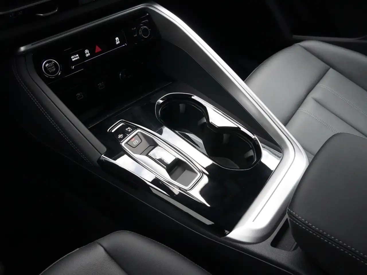 Audi Q5 снимка Audi Q5