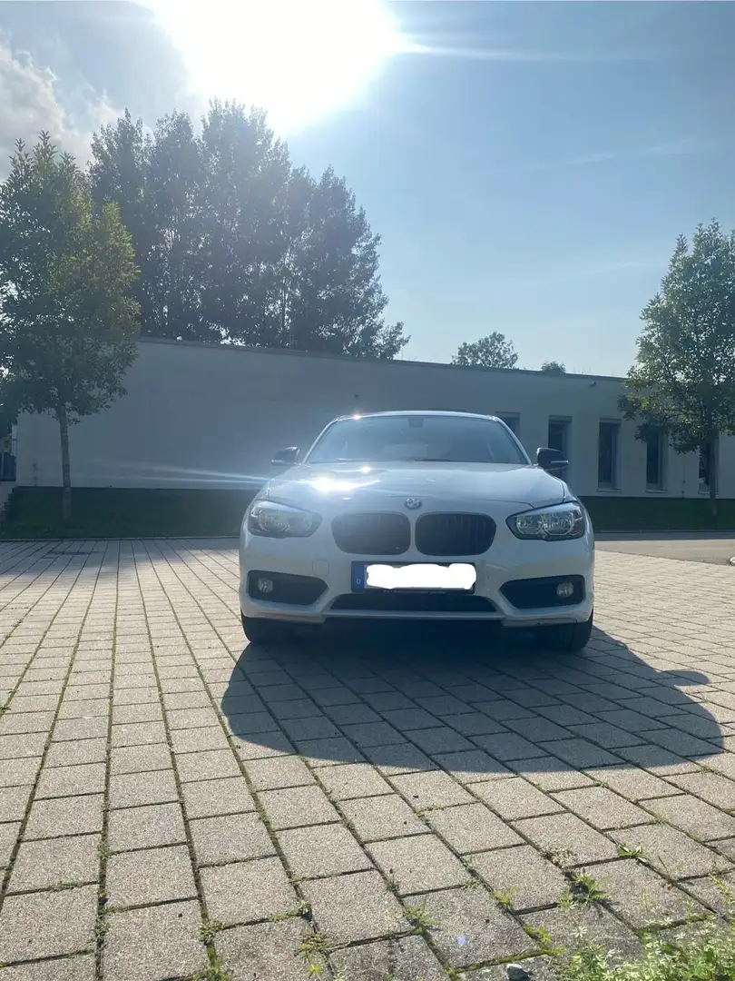 BMW 116 116 i Advantage Weiß - 2
