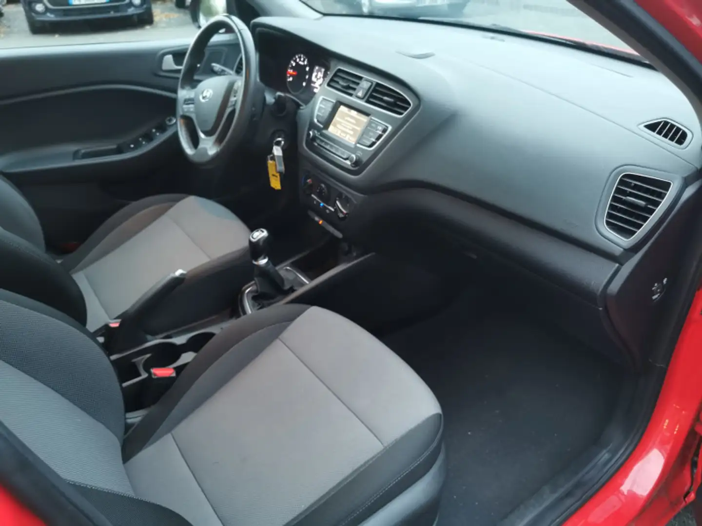 Hyundai i20 1.2 84CH Rouge - 2