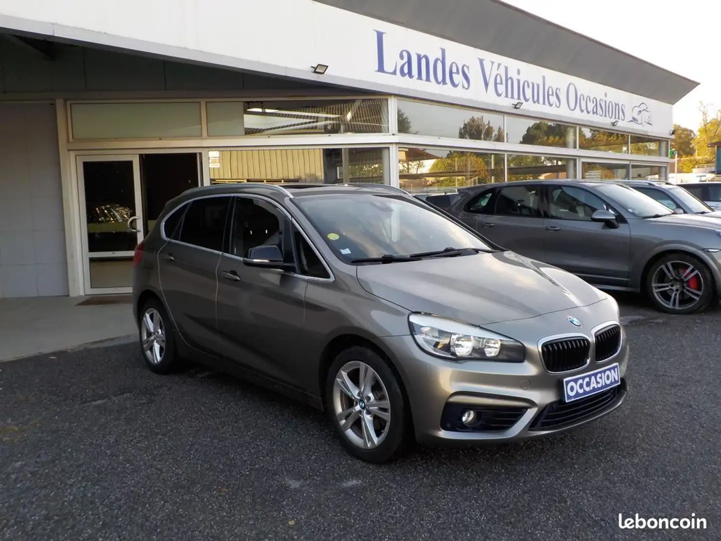 BMW 218 (F45) 218d 150ch Sport Gris - 1