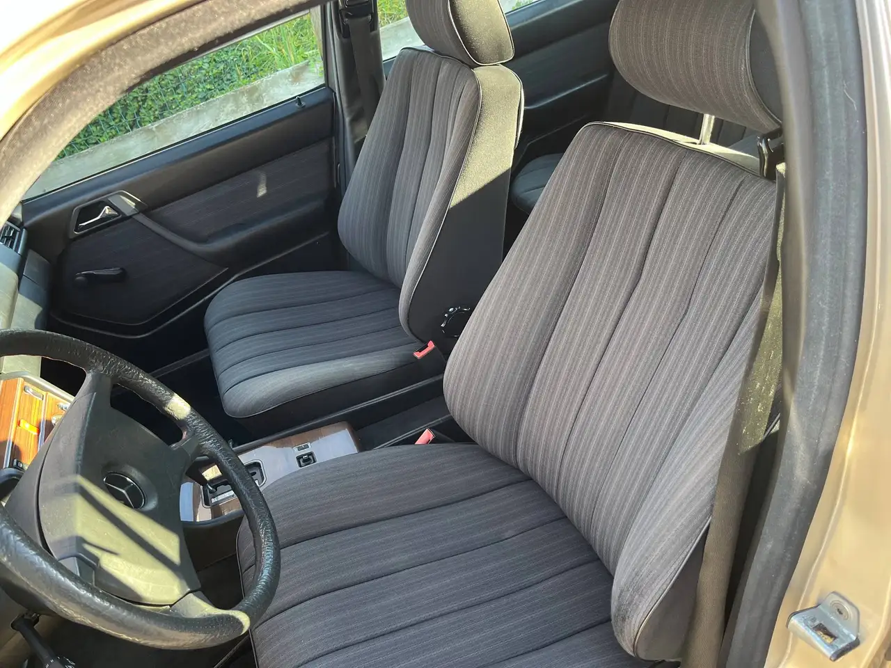 Mercedes-Benz E 230 Automatik, ZV, el. SSD, AHK abnehmbar, foto 7