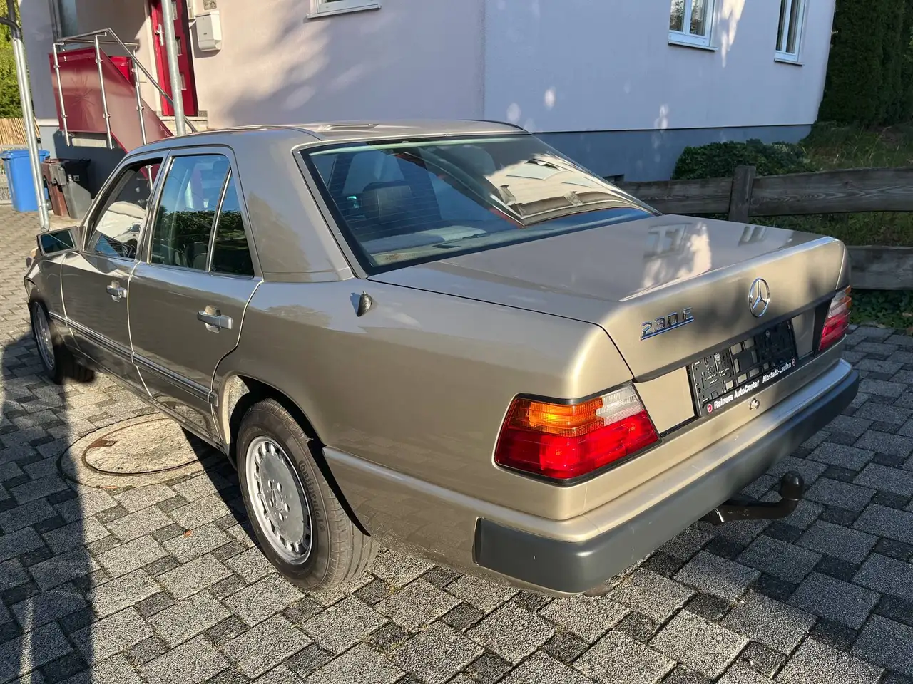 Mercedes-Benz E 230 Automatik, ZV, el. SSD, AHK abnehmbar, foto 2