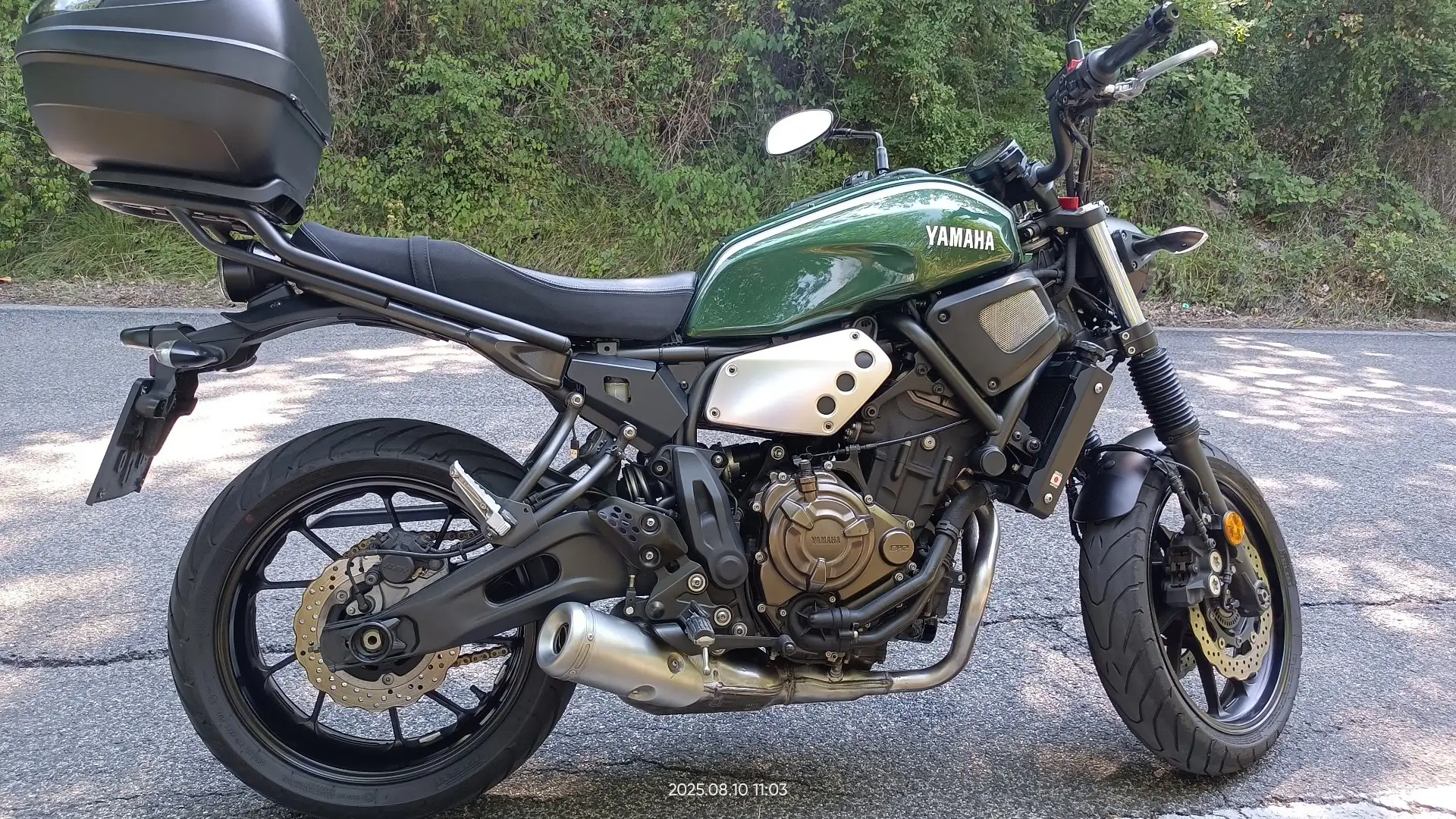 Yamaha XSR 700 abs Verde - 2