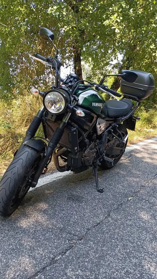 Yamaha XSR 700 abs Verde - 1