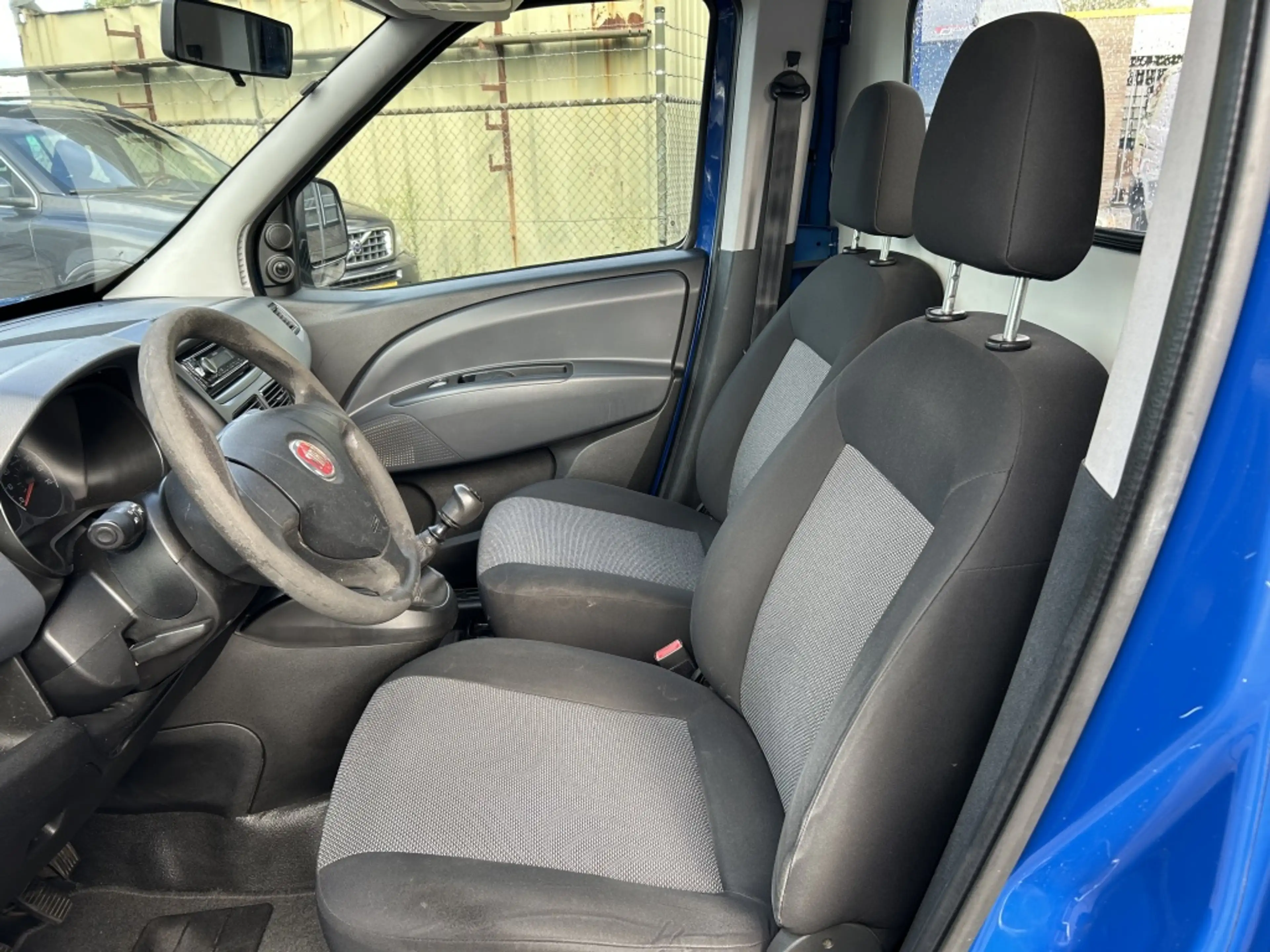 Fiat Doblo 1.4-16V PICK UP 49000 KM BENZINE — photo 9