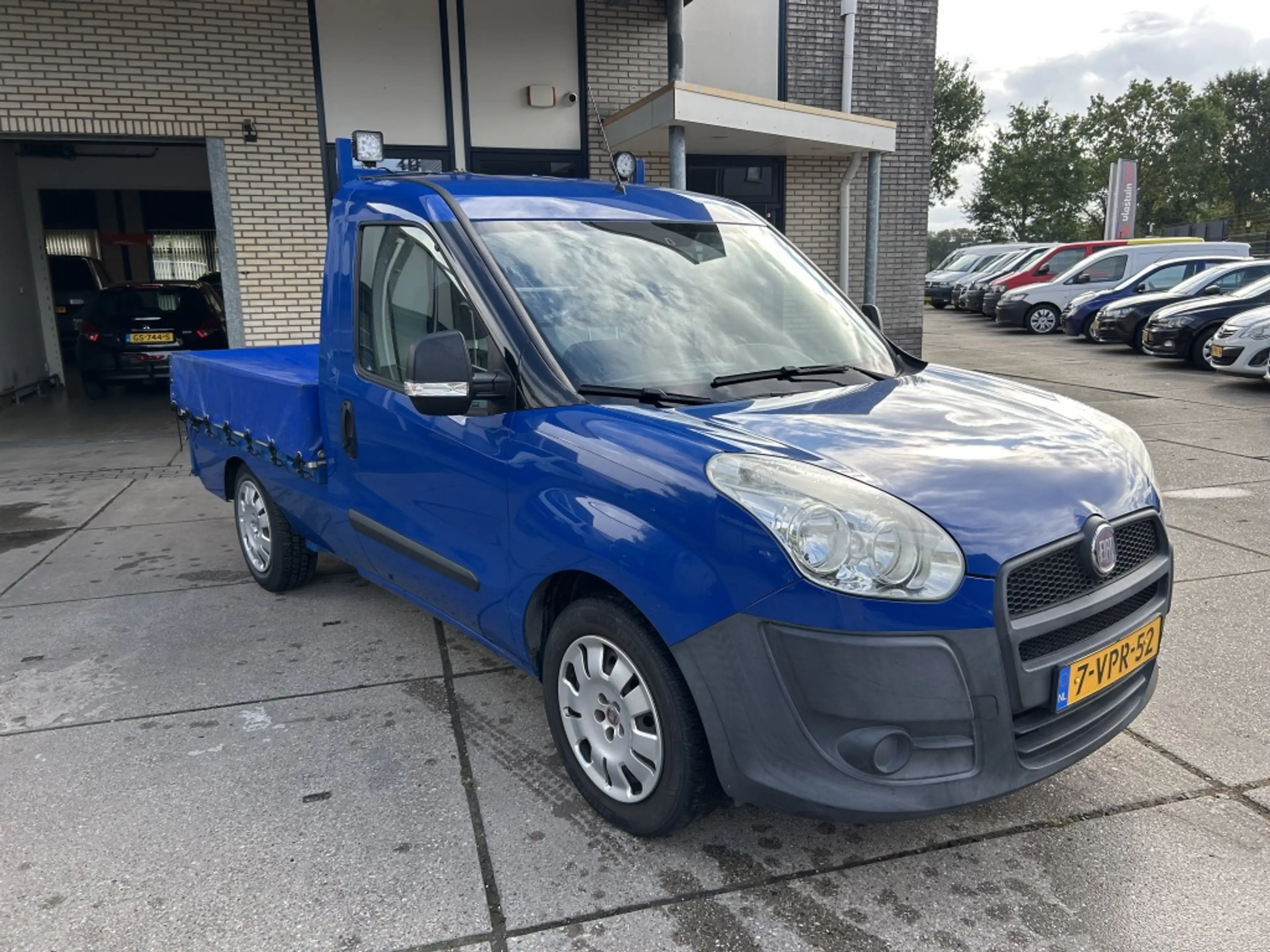 Fiat Doblo 1.4-16V PICK UP 49000 KM BENZINE — photo 3