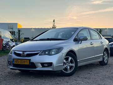 1.3 Hybrid/ AUTOMAAT/ ONDERHOUDEN