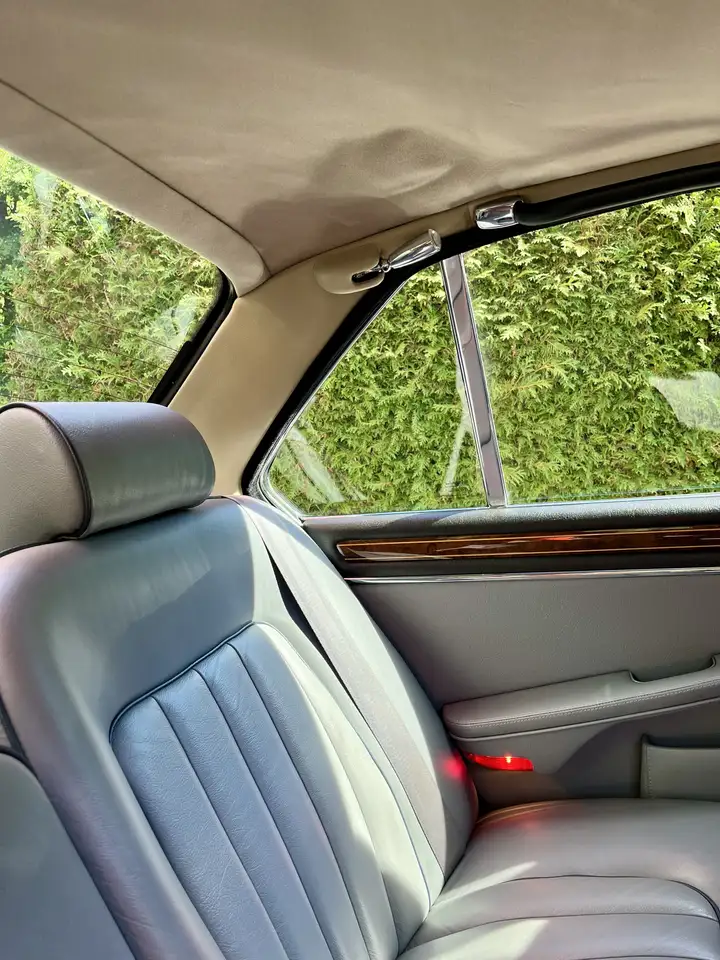 Jaguar Daimler Double Six Aut., foto 11