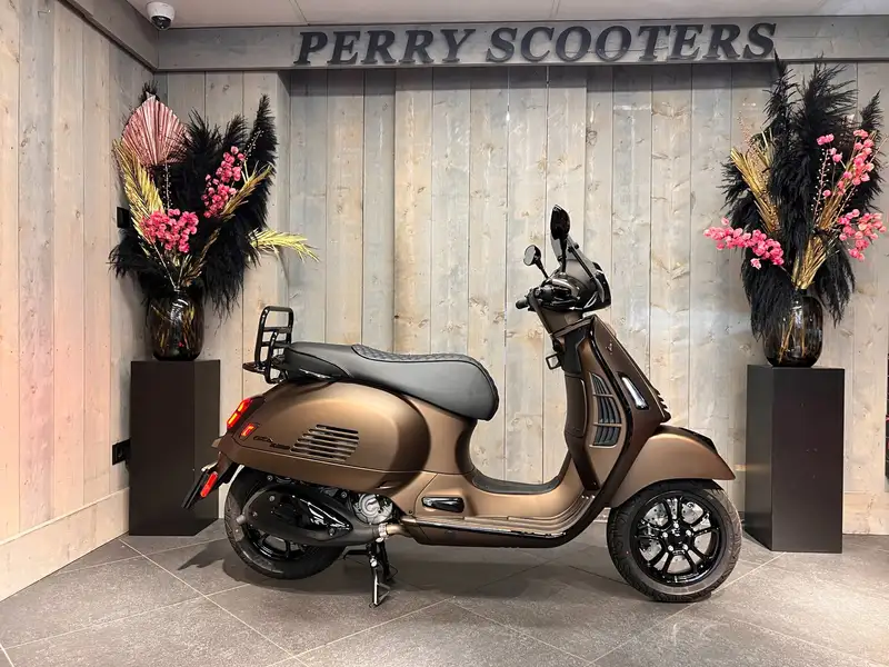 Vespa GTS Super Sport 310 - foto 3