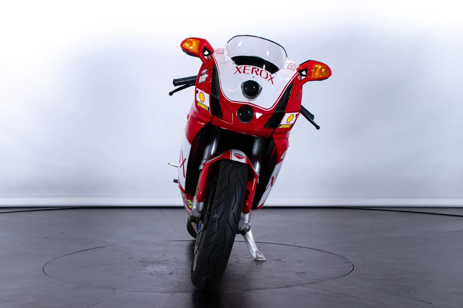 Ducati 999 Red - 2