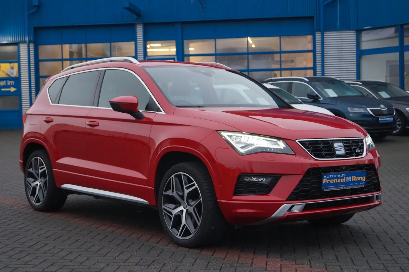 SEAT Ateca FR 4Drive *Stdhz*360*ACC*AHK*Leder*Pano* Rouge - 1