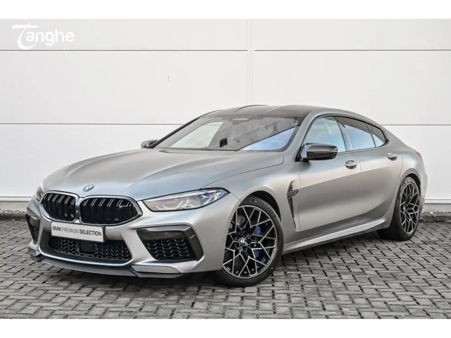 BMW M8 Competition Gran Coupe Grijs - 1