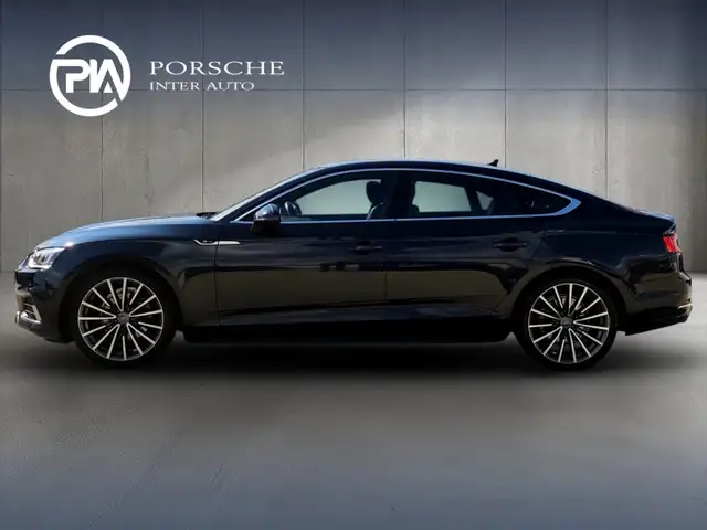 Audi A5 view 3