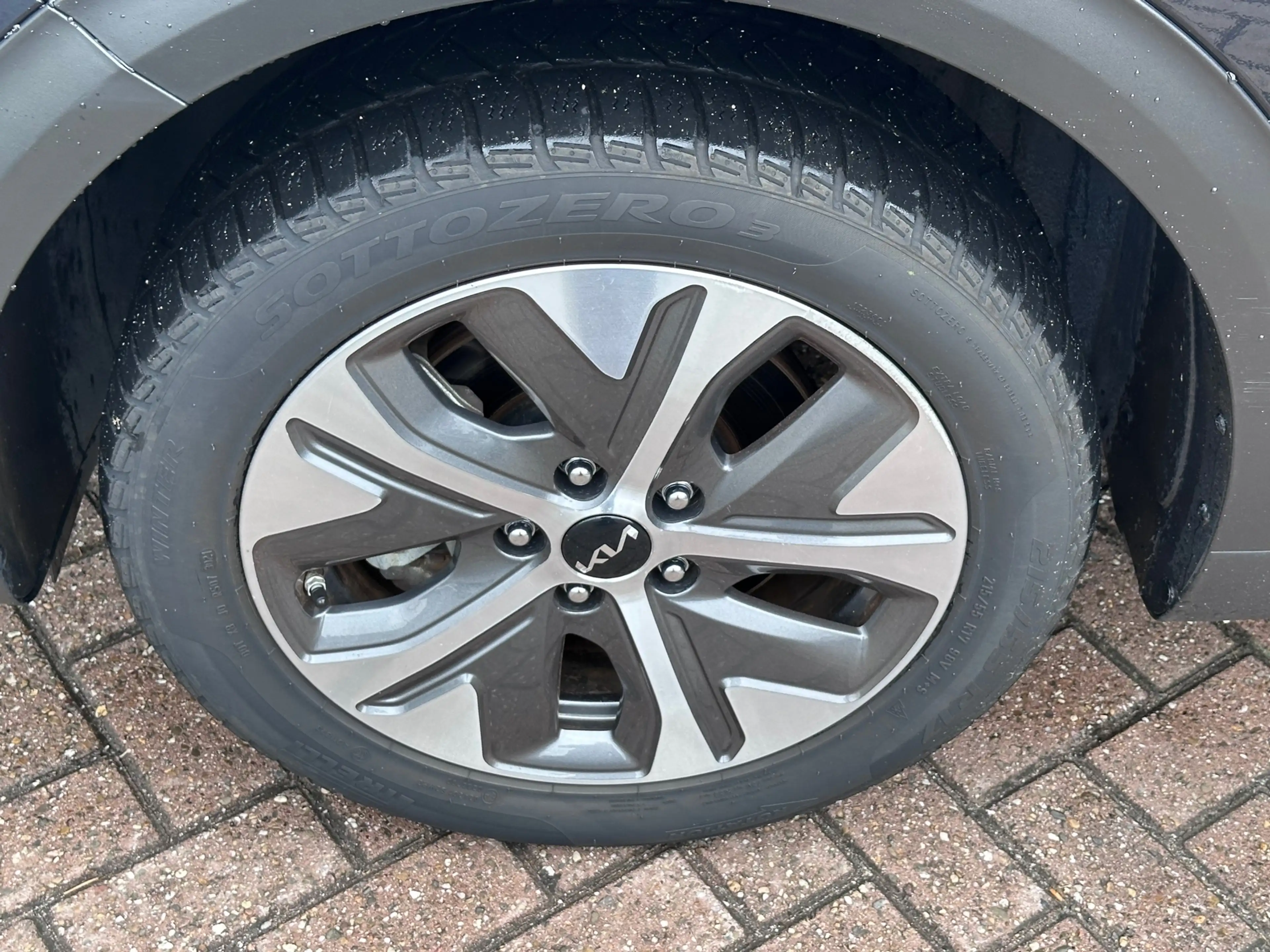 Kia e-Niro DynamicLine 64 kWh SOH 100% FASE 3 DEALER OND 1 EI — photo 12