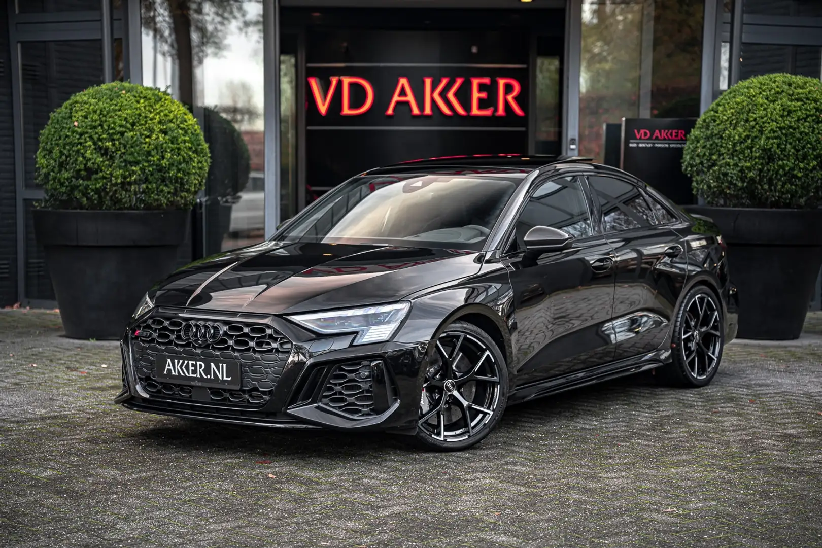 Audi RS3 Limousine 2.5 TFSI Keram. Schijven | Dynamic Plus Noir - 1