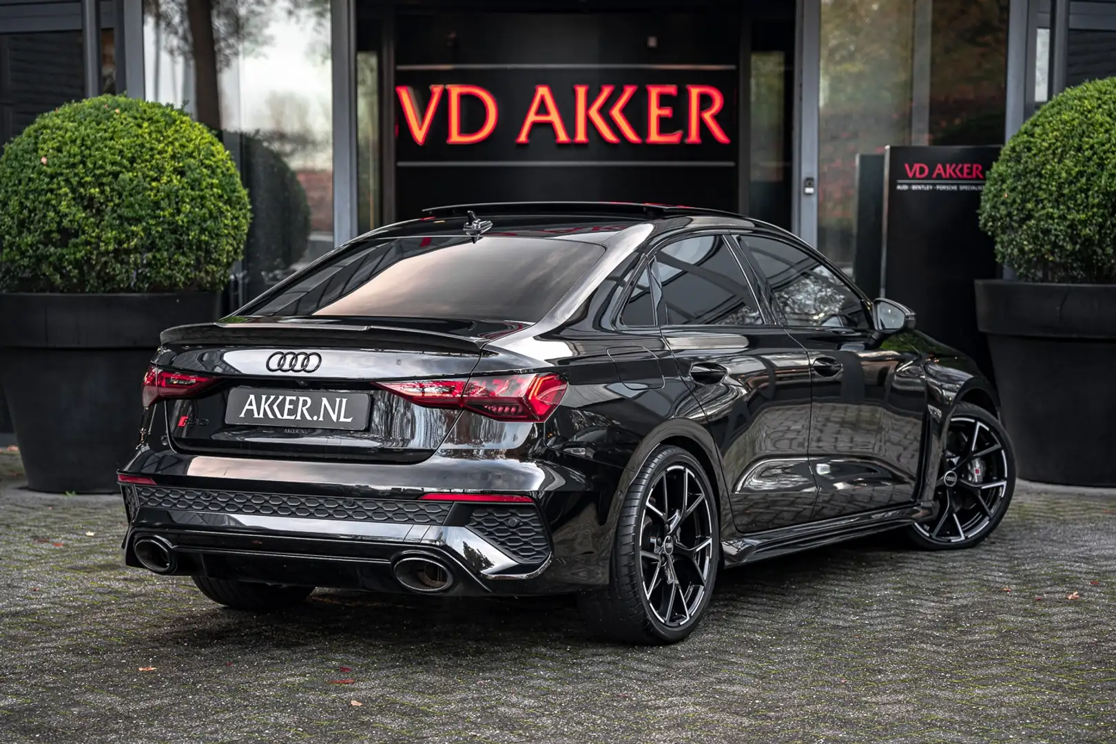 Audi RS3 Limousine 2.5 TFSI Keram. Schijven | Dynamic Plus Noir - 2