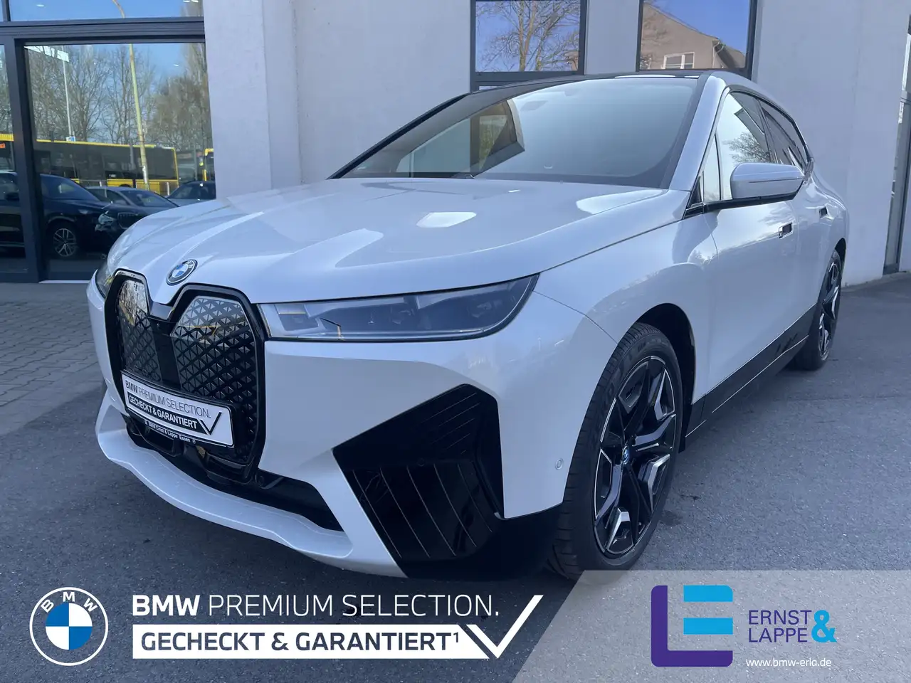BMW iX