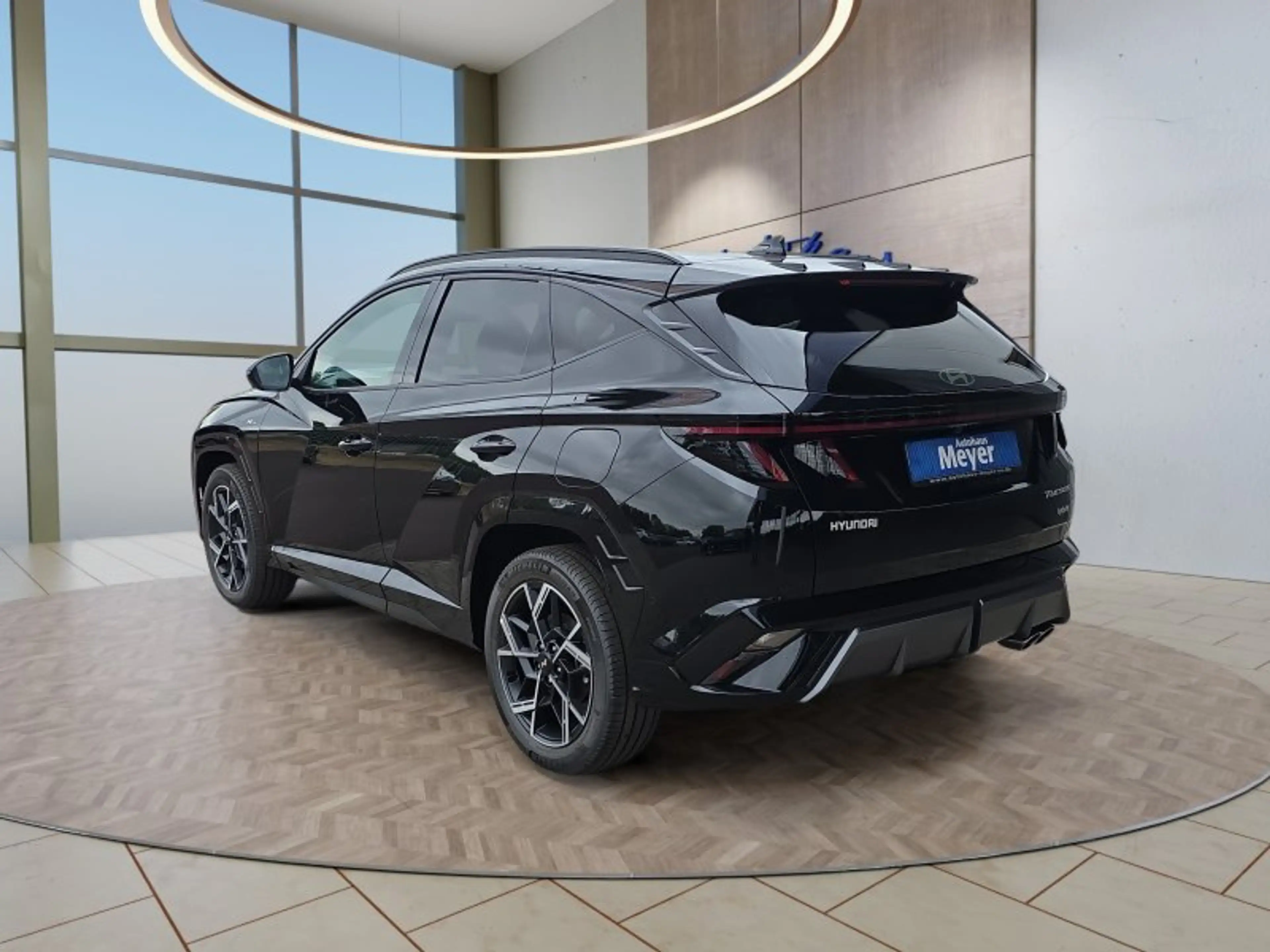 Hyundai TUCSON 1,6T HEV 4WD N Line X UPE=56000 Euro! — photo 3