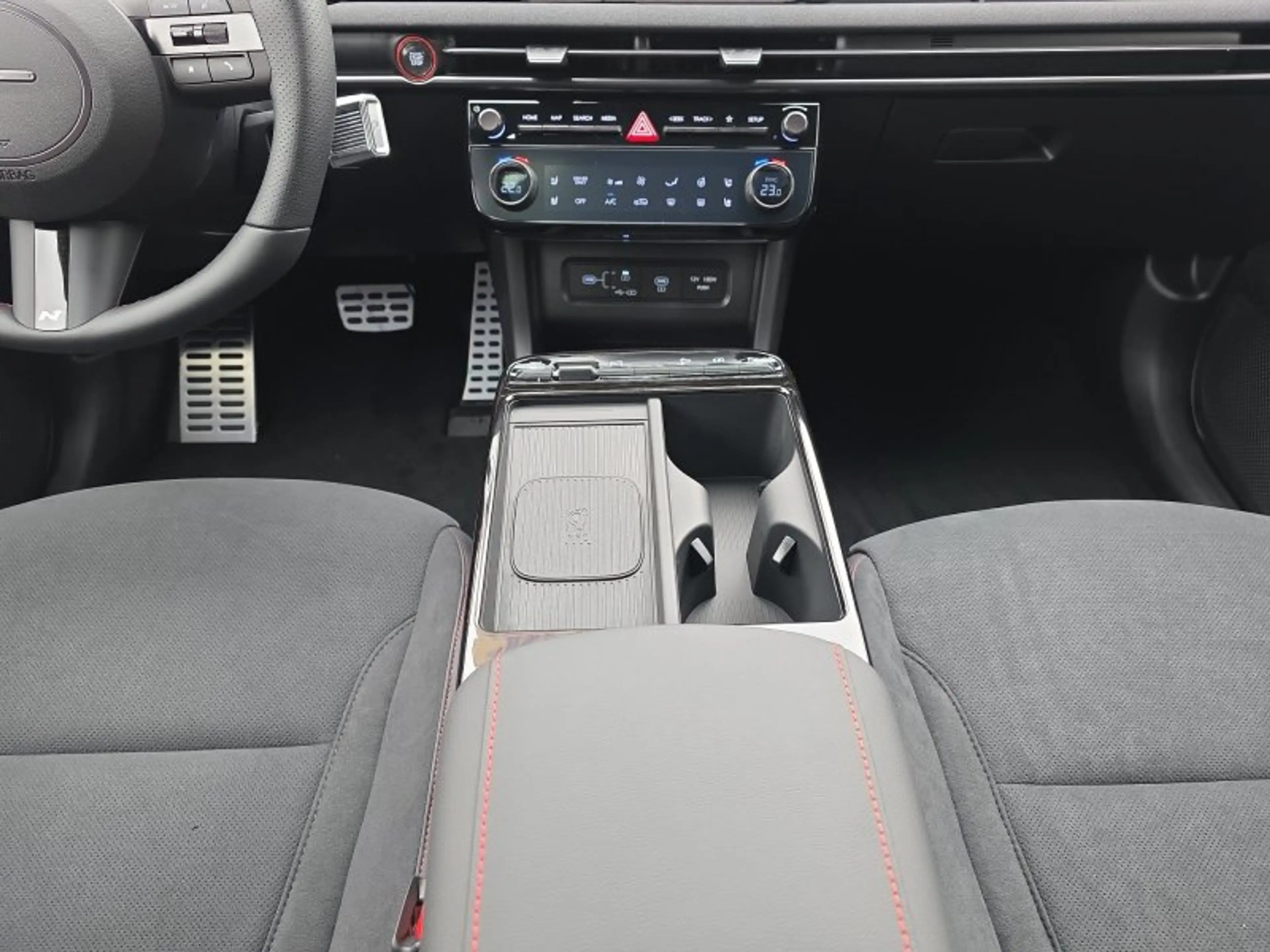 Hyundai TUCSON 1,6T HEV 4WD N Line X UPE=56000 Euro! — photo 12