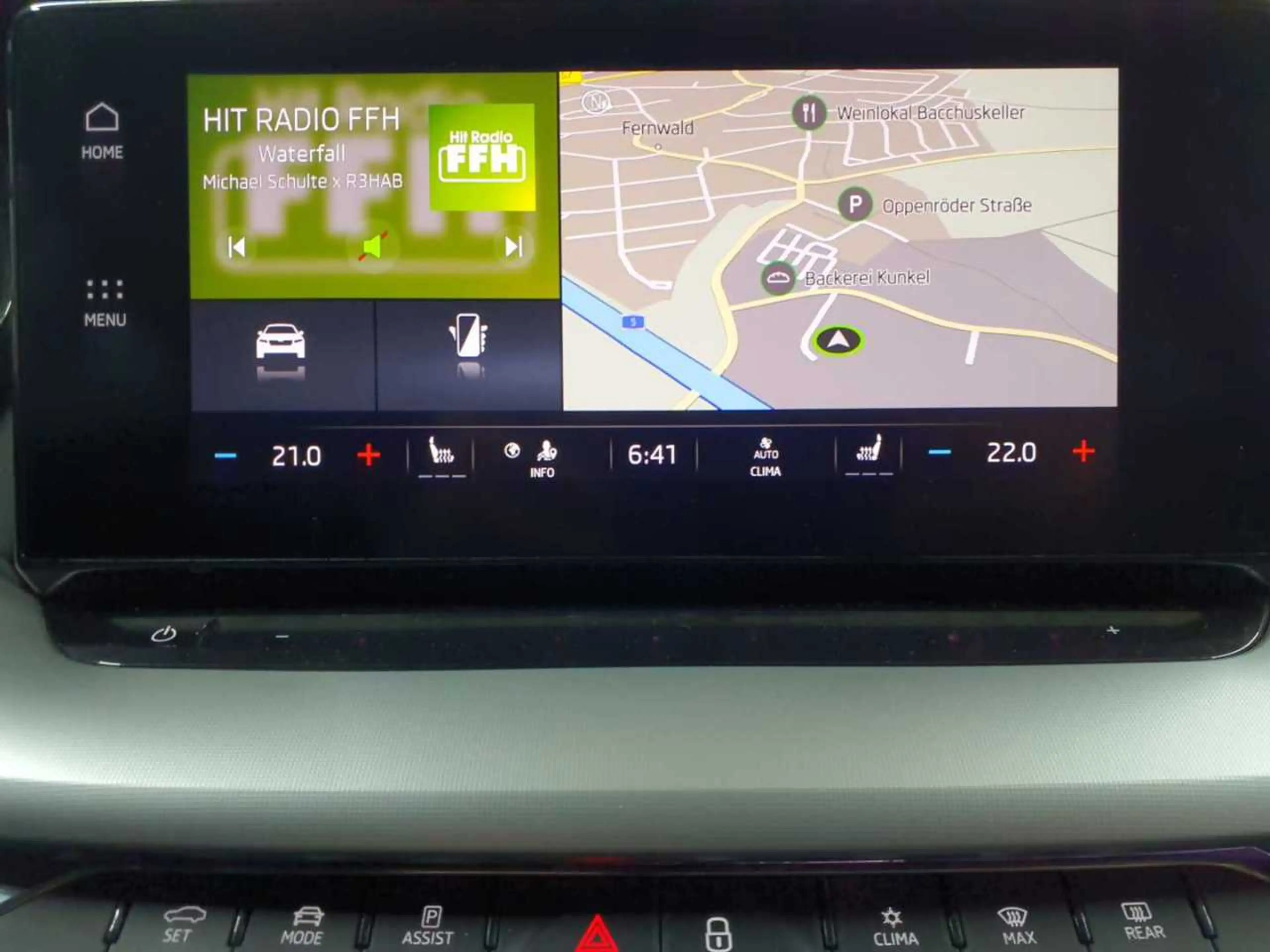 Skoda Octavia Octavia Combi 2.0 TDI DSG Clever Navi SHZ — photo 12
