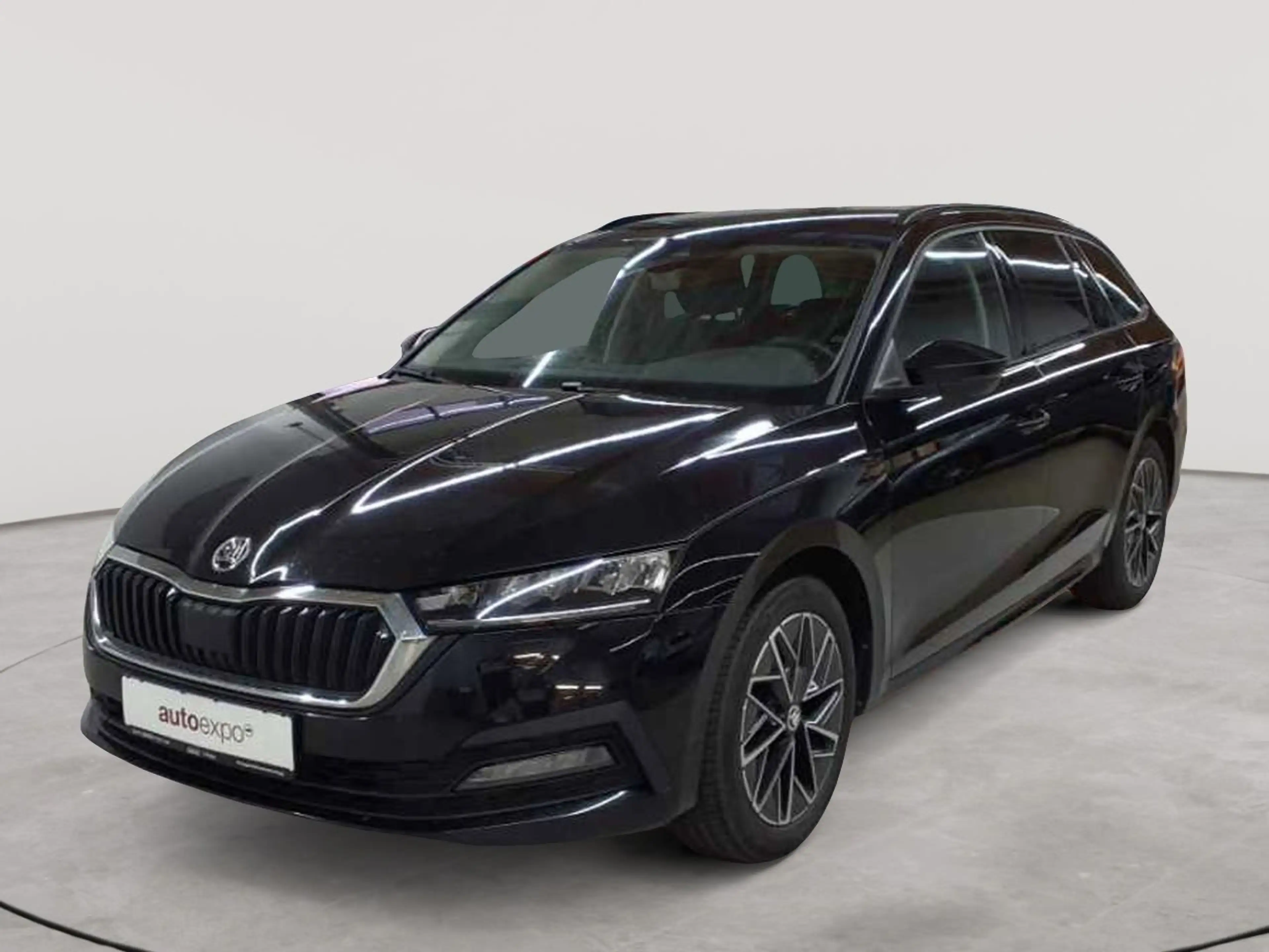 Skoda Octavia Octavia Combi 2.0 TDI DSG Clever Navi SHZ — photo 2