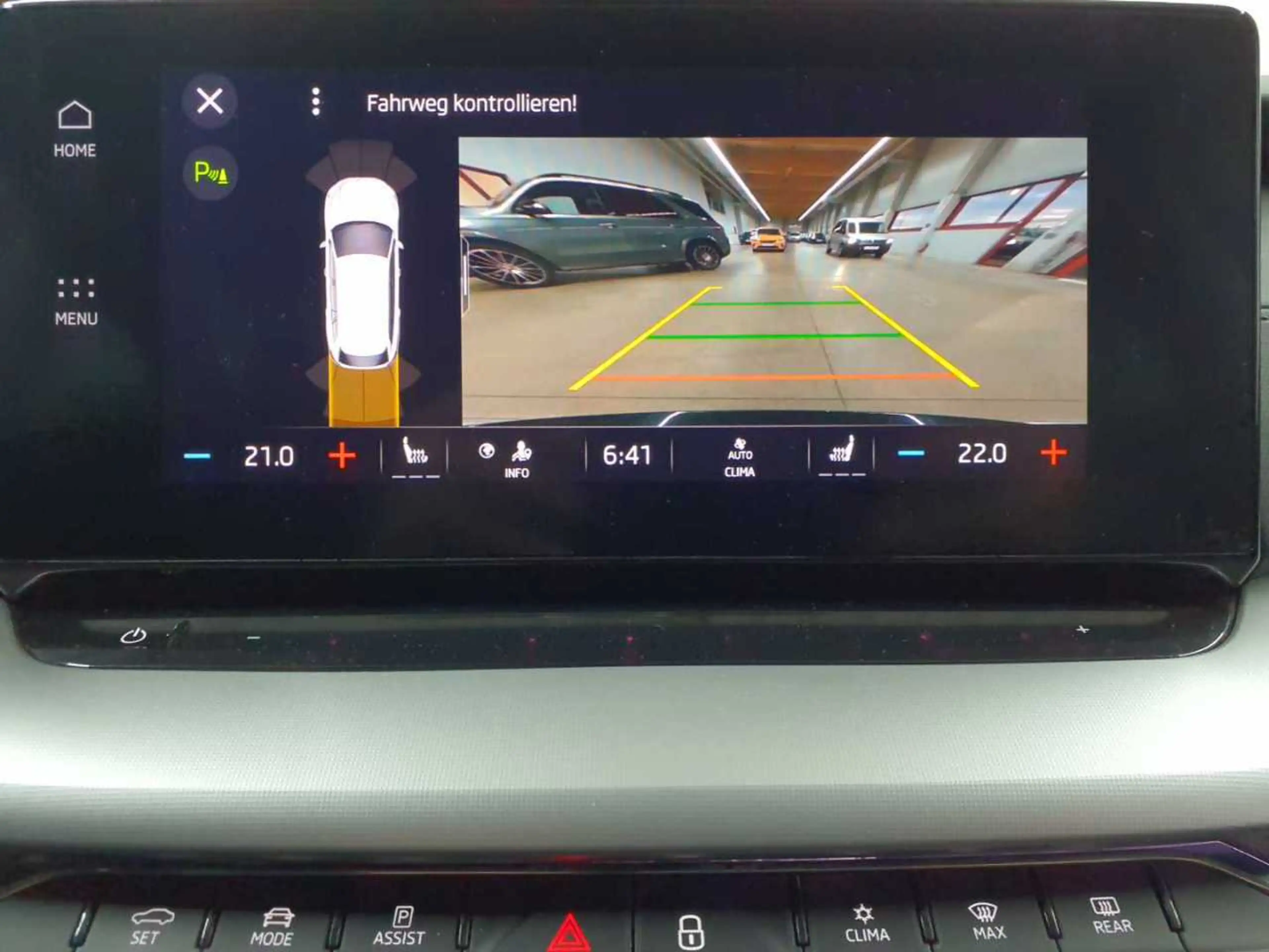 Skoda Octavia Octavia Combi 2.0 TDI DSG Clever Navi SHZ — photo 16