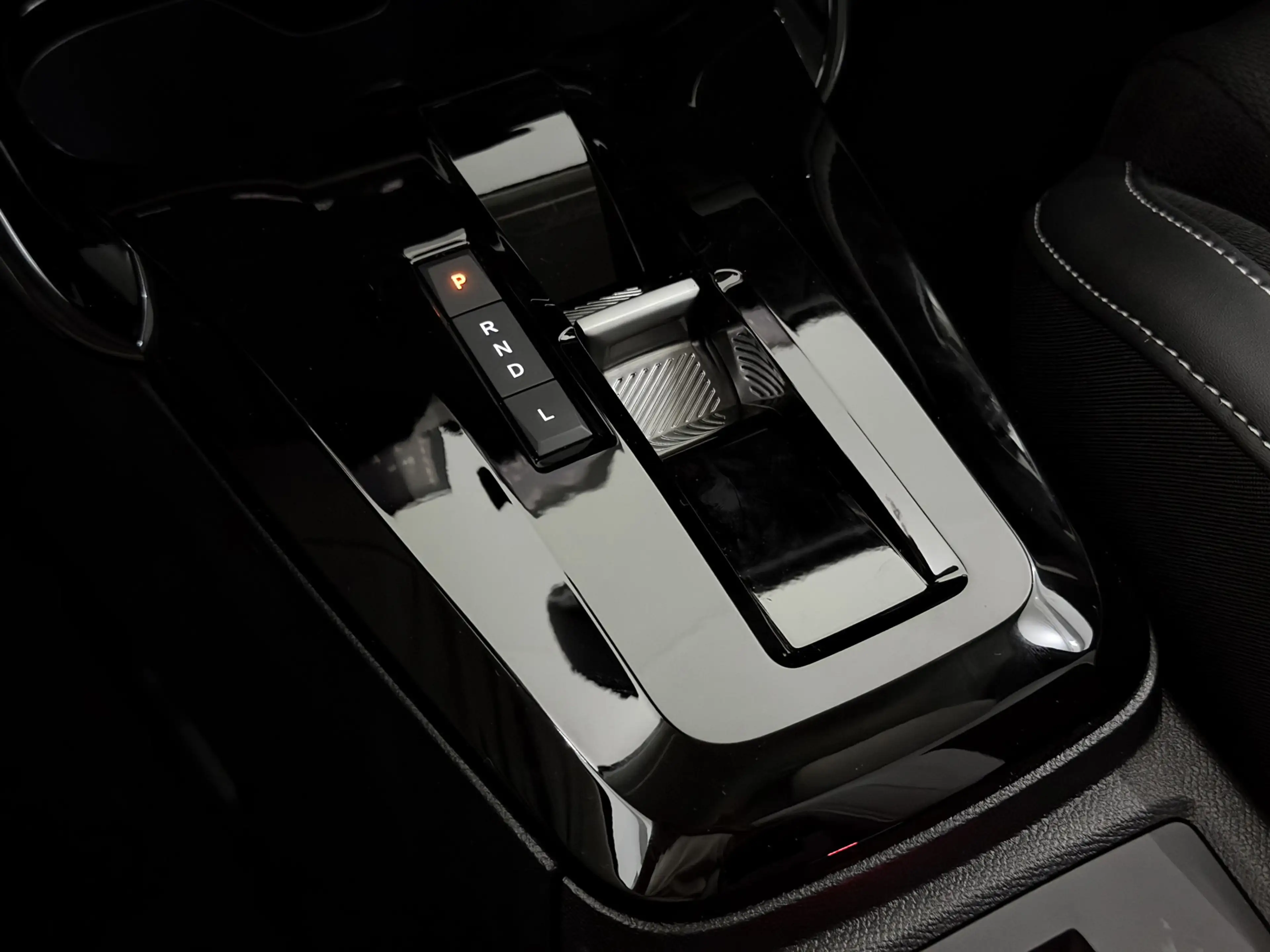 Citroen C3 Aircross 1.2 Hybrid 145pk Max Camera, Navi, Apple carplay, — photo 14