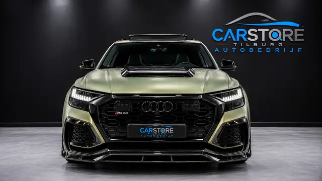 Audi RS Q8 view 2