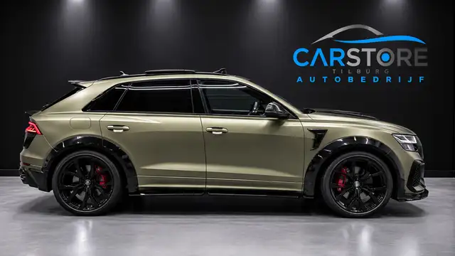 Audi RS Q8 view 5
