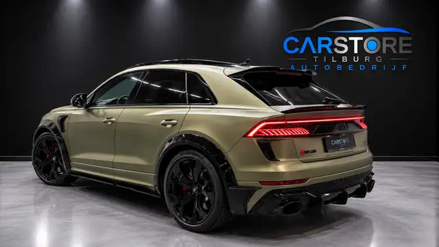 Audi RS Q8 view 8