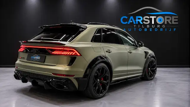 Audi RS Q8 view 6