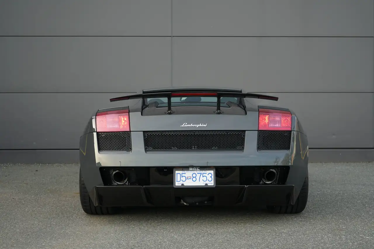 Lamborghini Gallardo снимка Lamborghini Gallardo