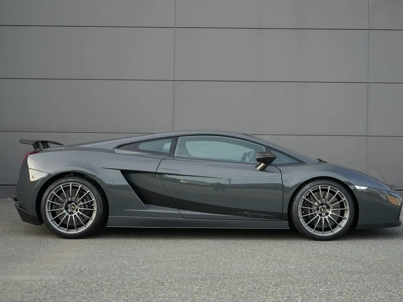 Lamborghini Gallardo снимка Lamborghini Gallardo