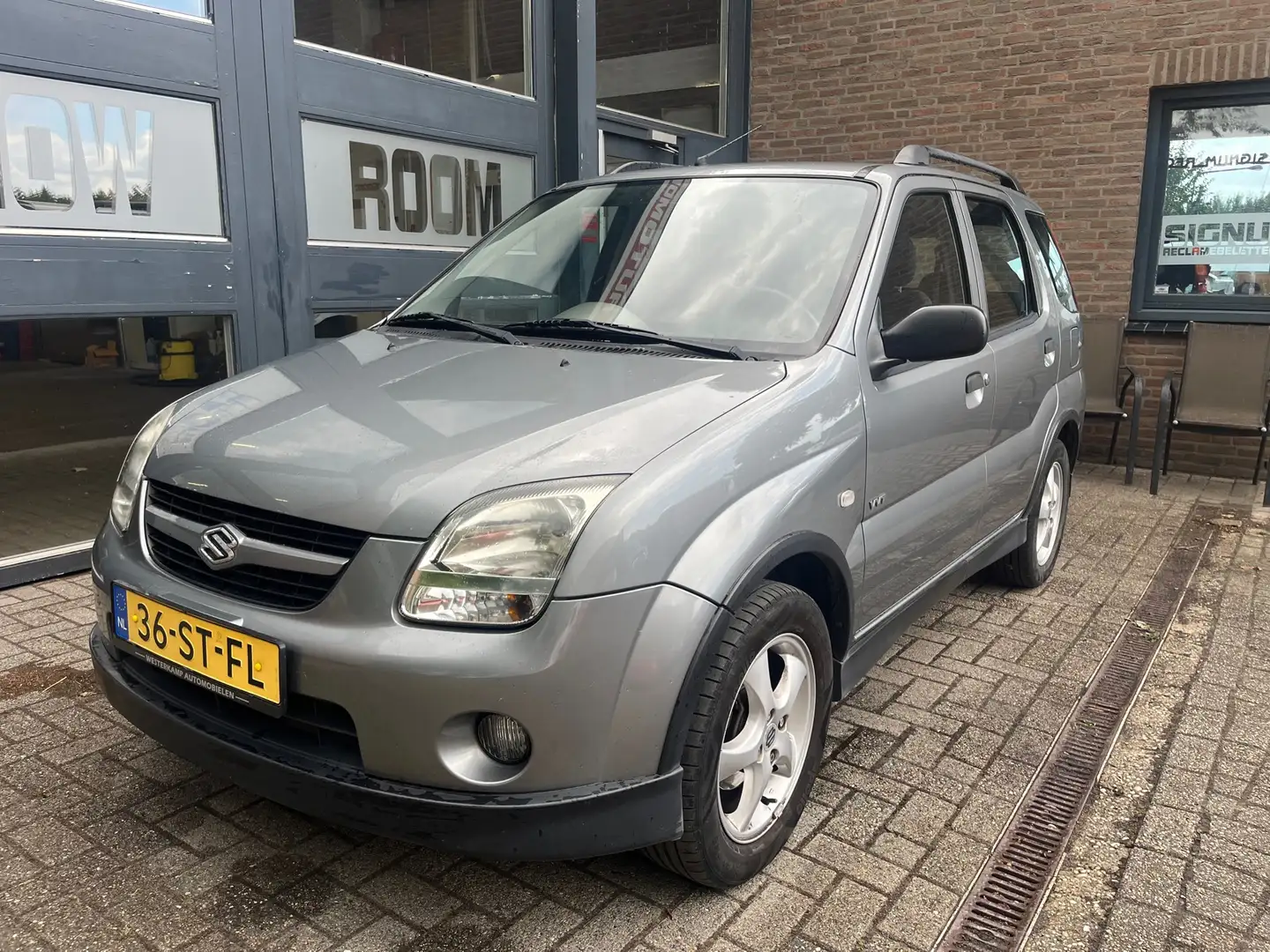 Suzuki Ignis 1.3-16V FreeStyle Grijs - 1