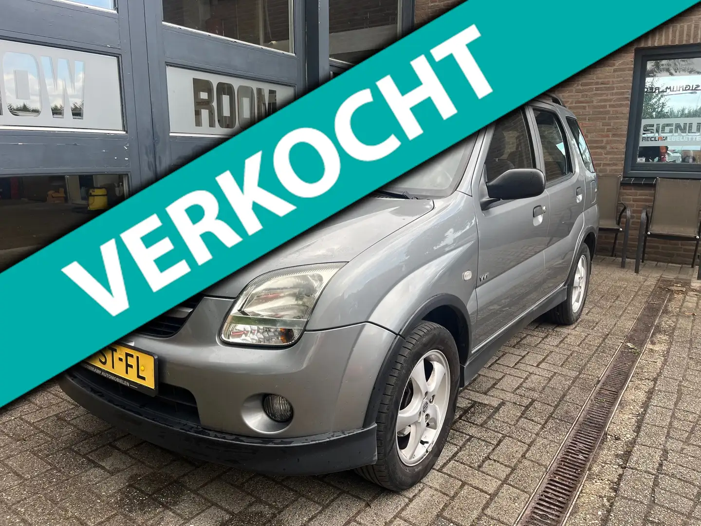 Suzuki Ignis 1.3-16V FreeStyle Gris - 1
