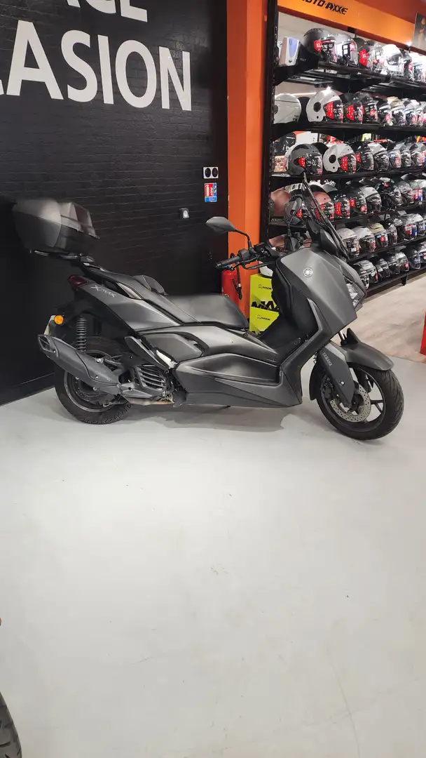 Yamaha X-Max 125 Nero - 2