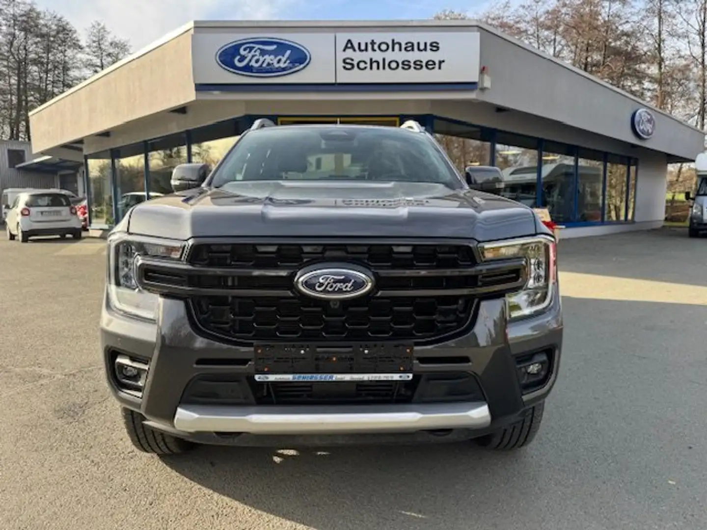 Ford Ranger Wildtrak e-4WD DoKa 10-Gang Automatik, Kamera+PDC Grau - 2