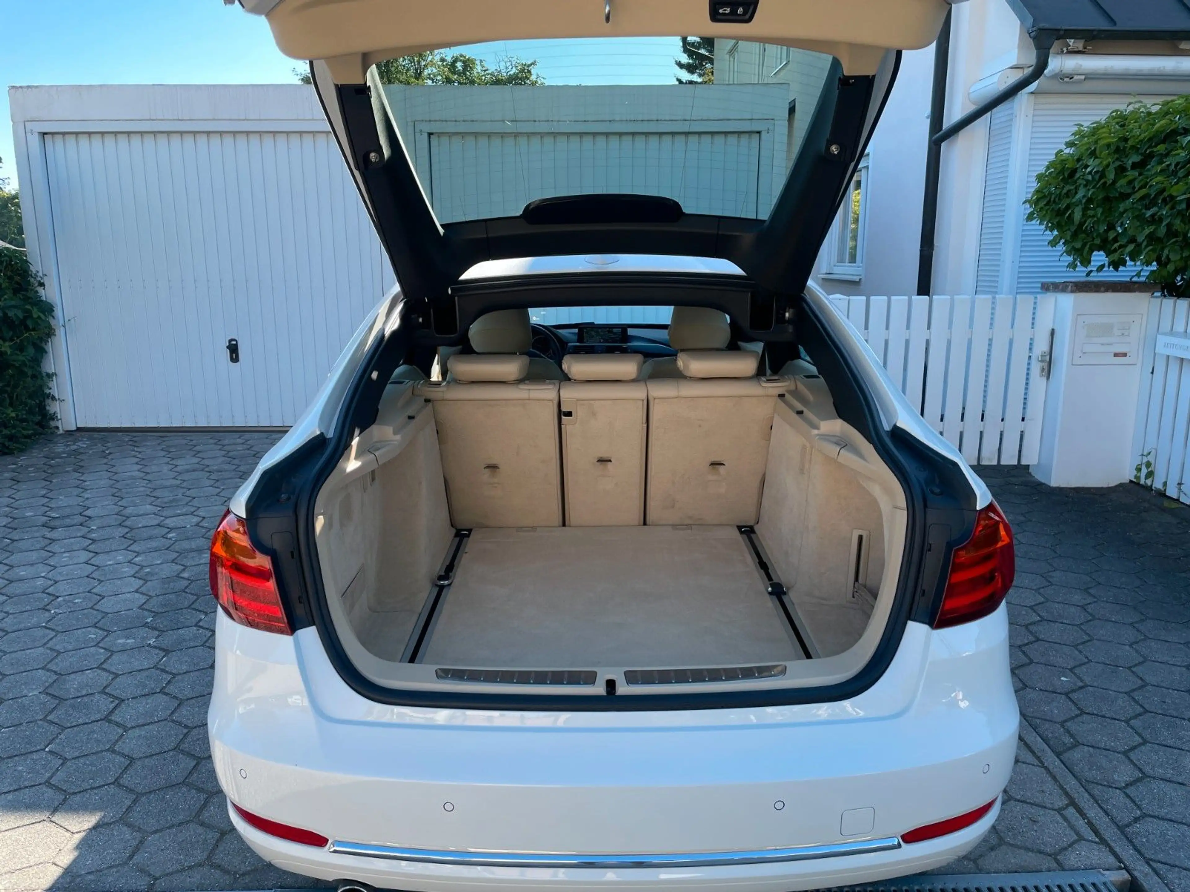 BMW 320 Leder Pano Headup — photo 7