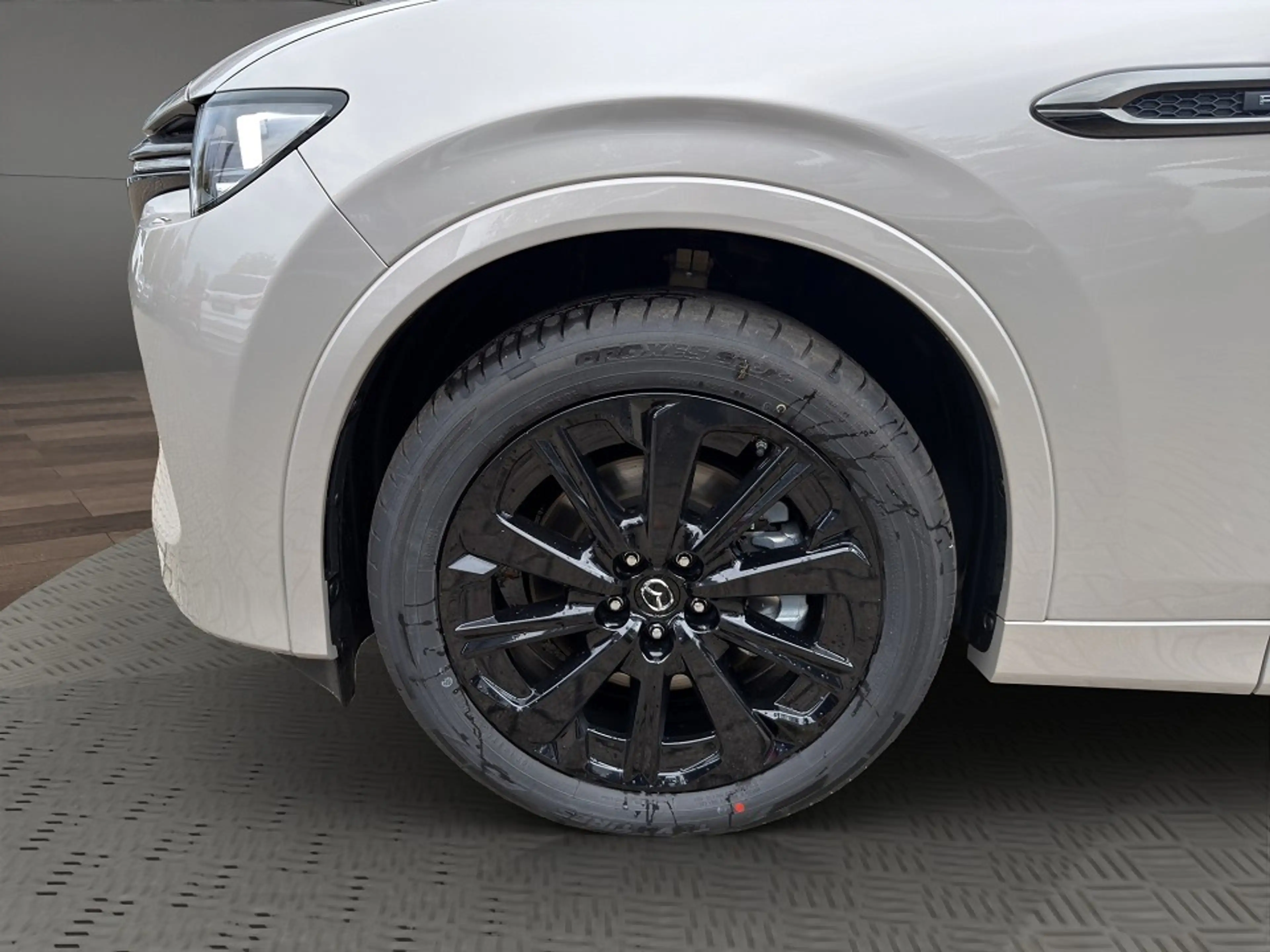 Mazda CX-60 2.5L e-SKYACTIV PHEV 327ps AWD Homura COSO — photo 5