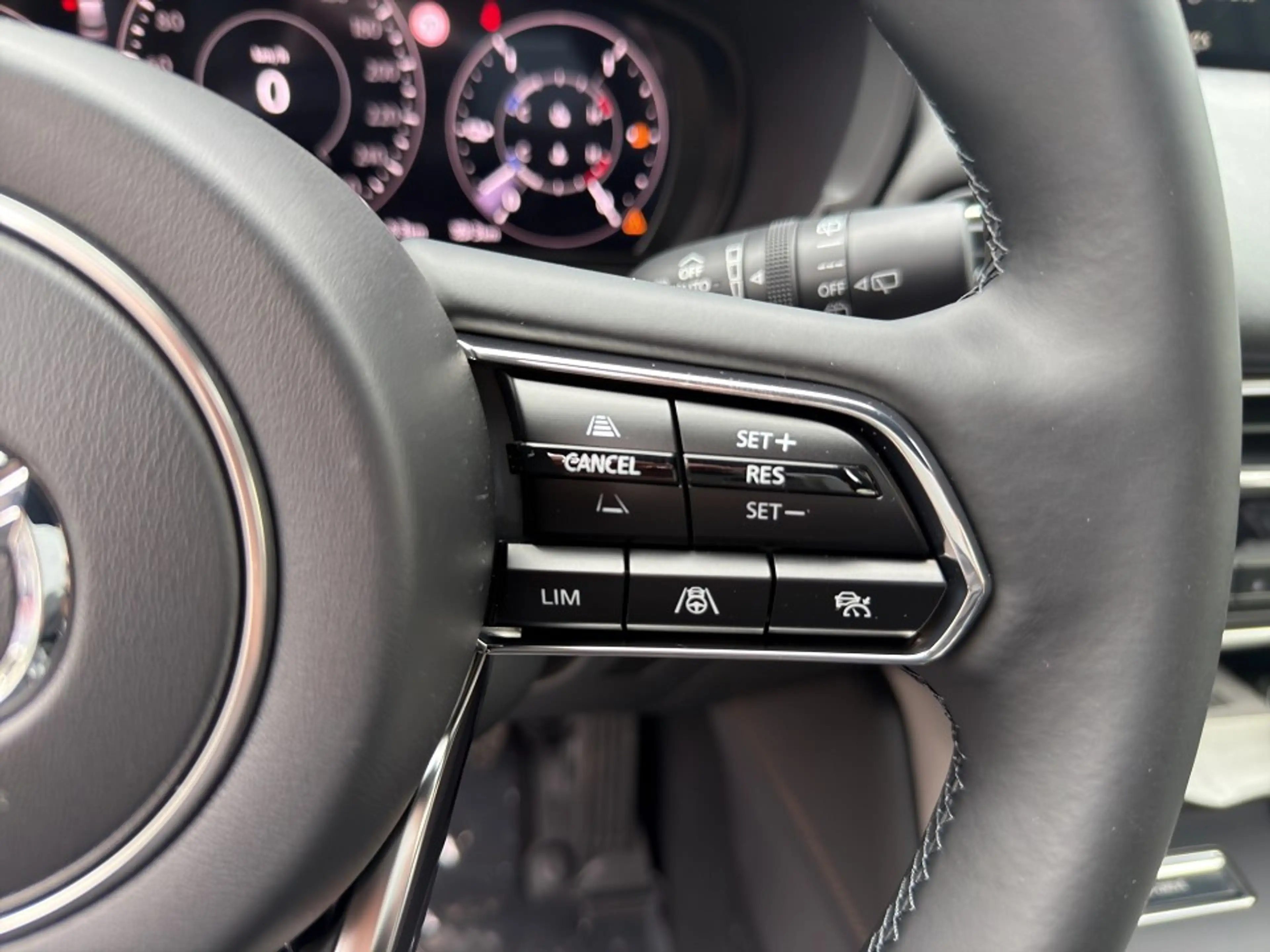 Mazda CX-60 2.5L e-SKYACTIV PHEV 327ps AWD Homura COSO — photo 12