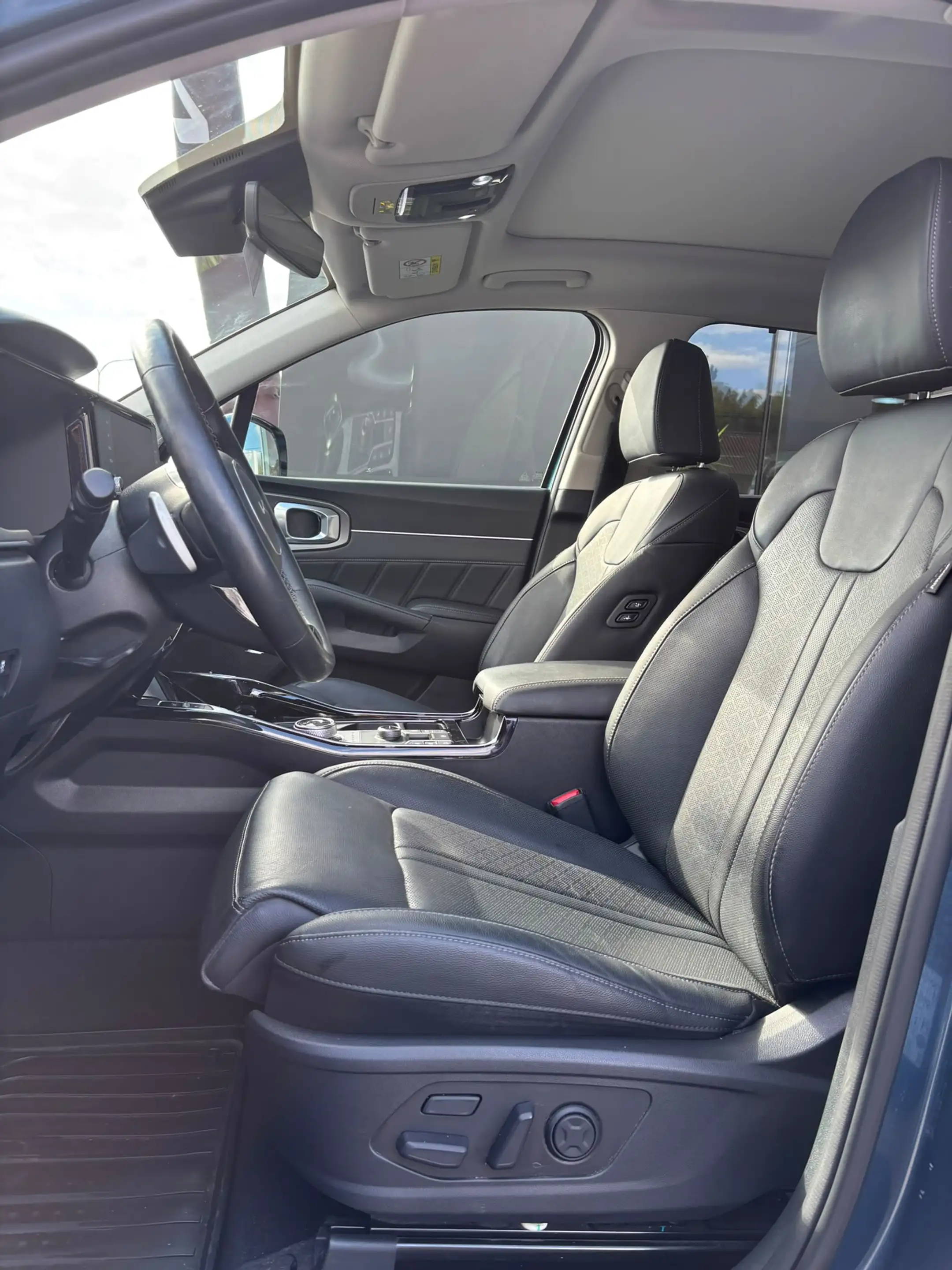 Kia Sorento 2,2 CRDI SENSE 7 PLACES — photo 11