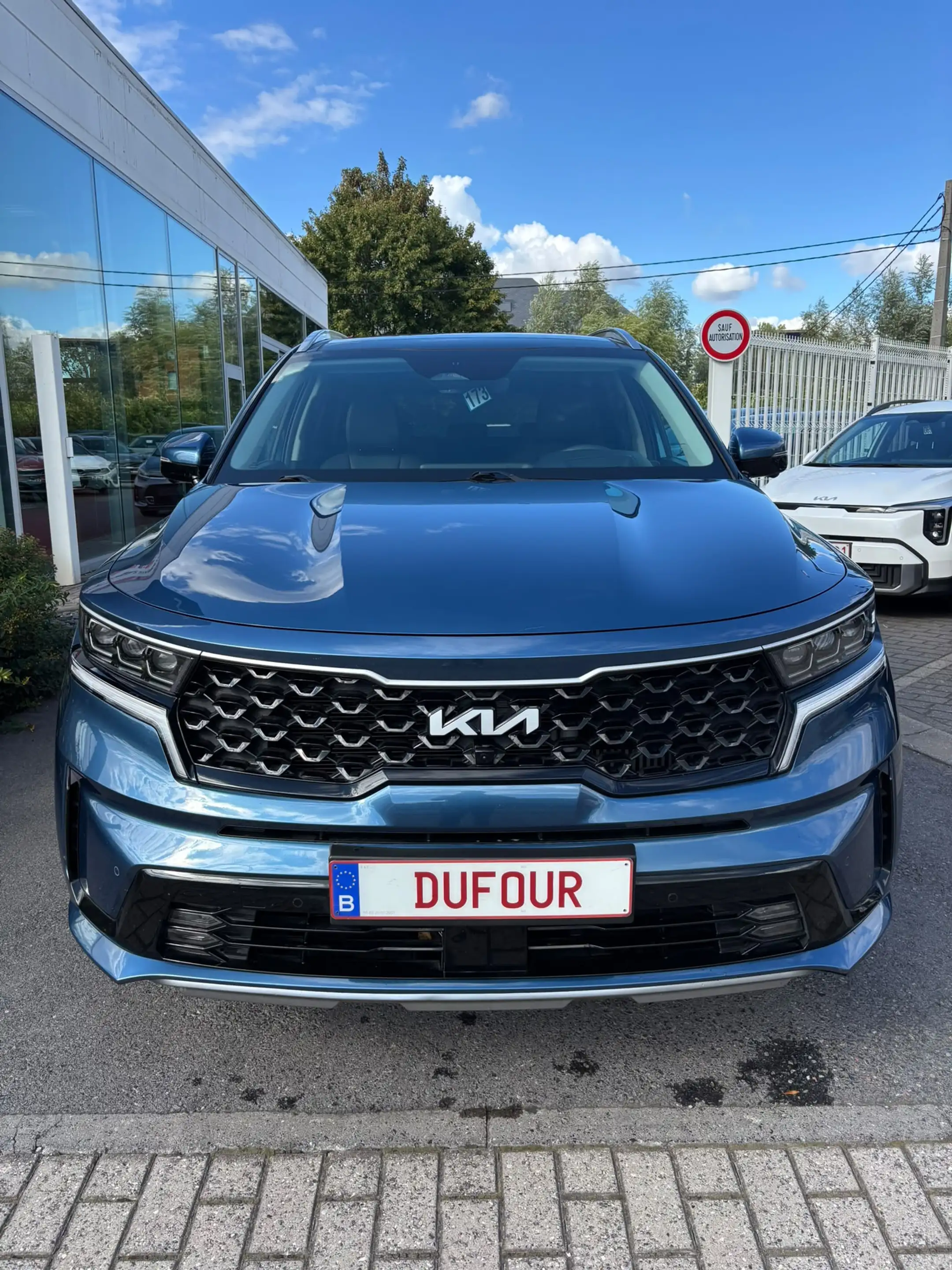 Kia Sorento 2,2 CRDI SENSE 7 PLACES — photo 7