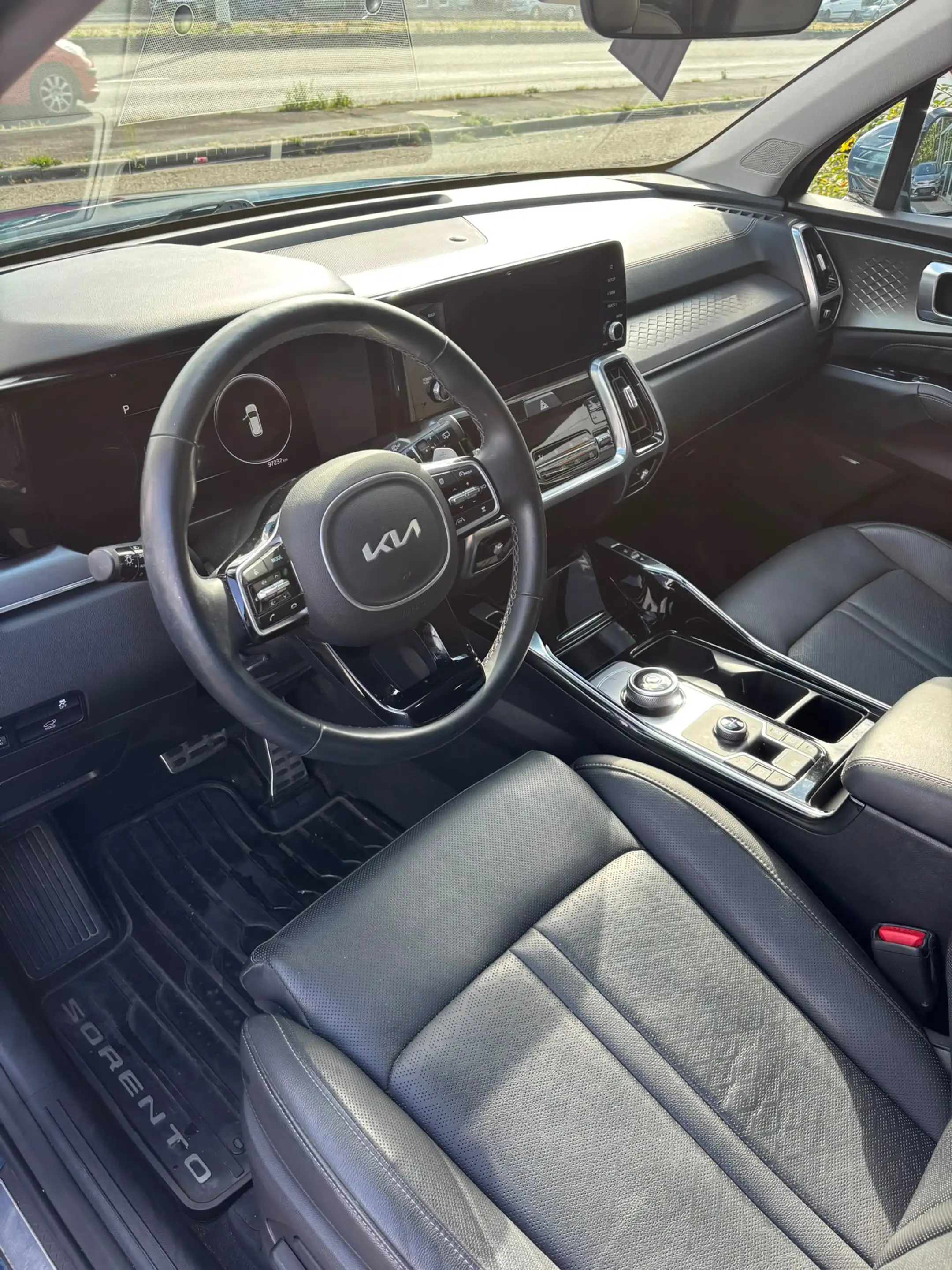 Kia Sorento 2,2 CRDI SENSE 7 PLACES — photo 9