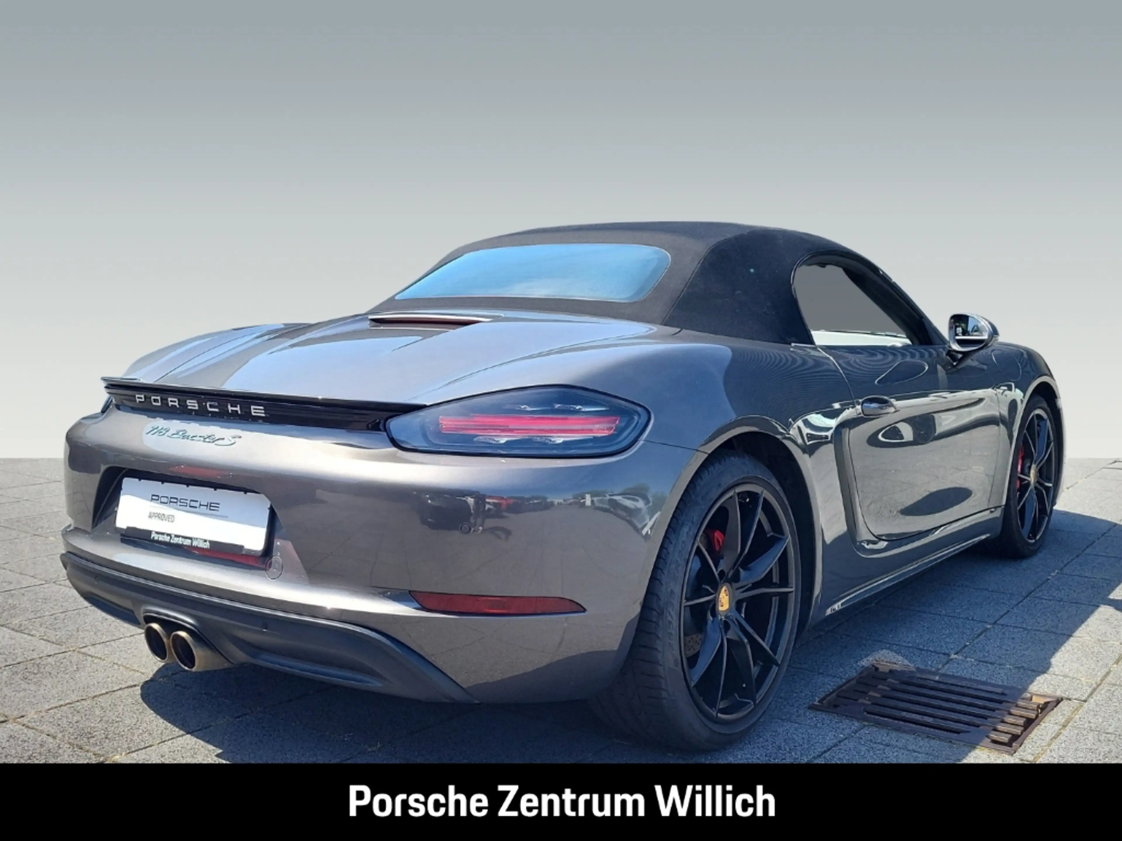 Porsche Boxster 718 S — photo 5