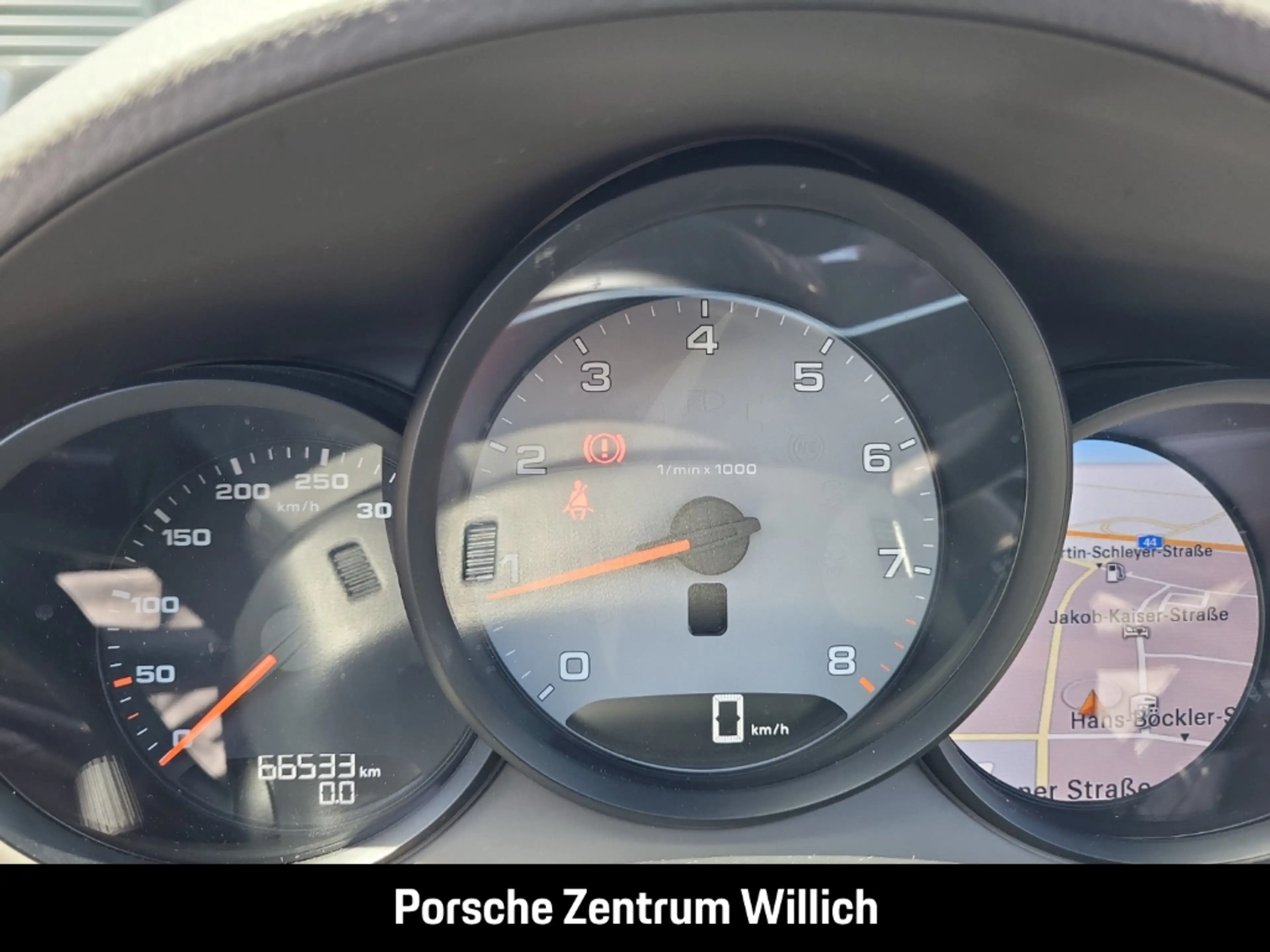 Porsche Boxster 718 S — photo 14