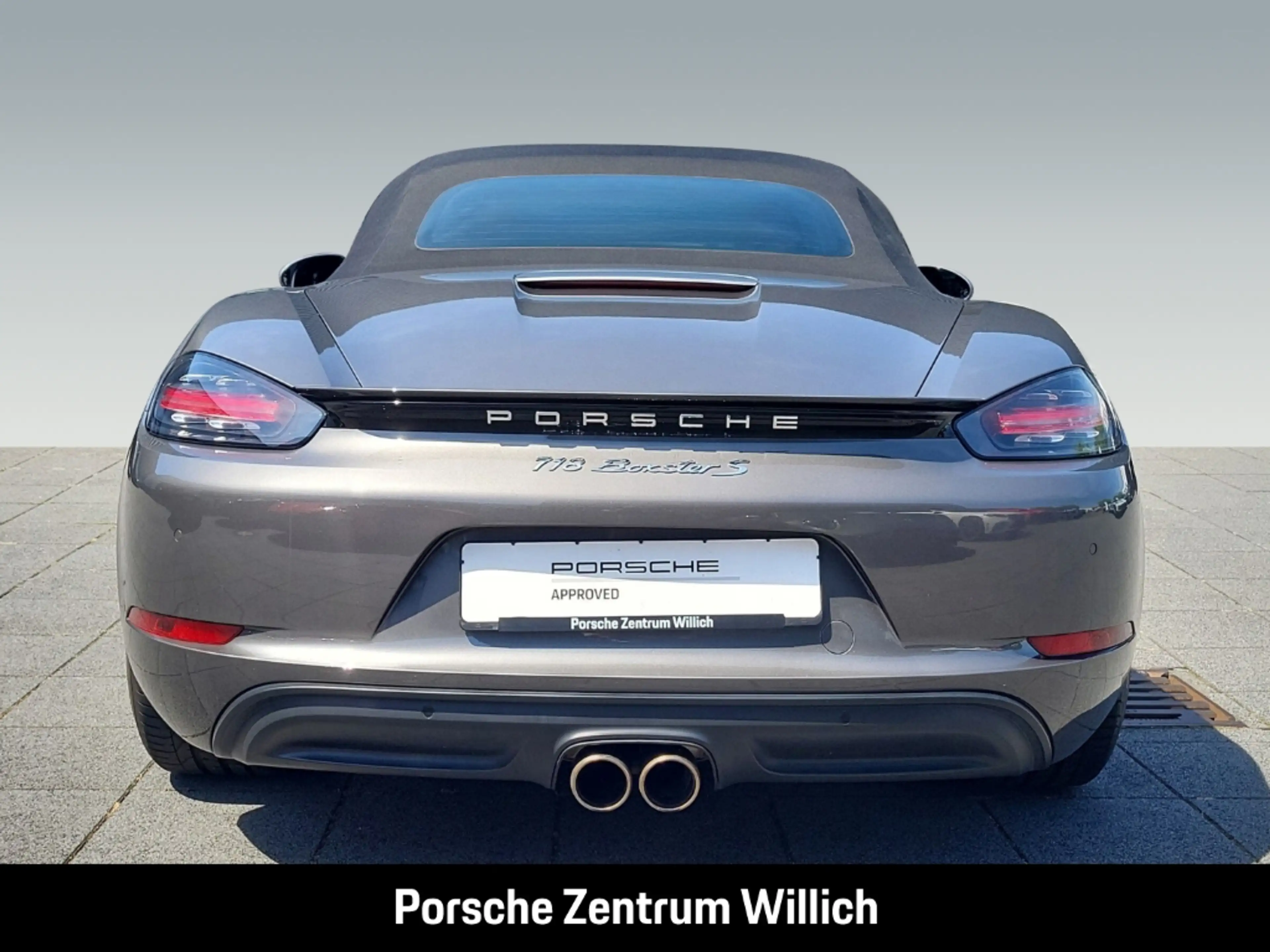 Porsche Boxster 718 S — photo 4