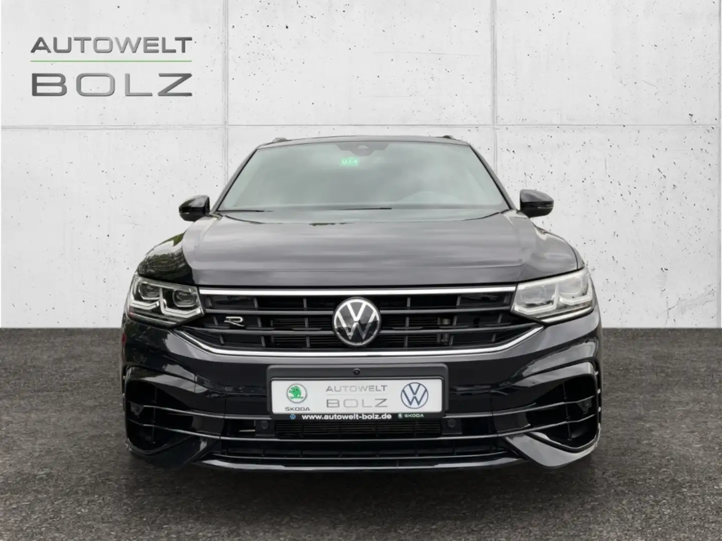 Volkswagen Tiguan R 4Motion 2.0 TSI HUD AHK Akrapovic Panodach Navi Schwarz - 2
