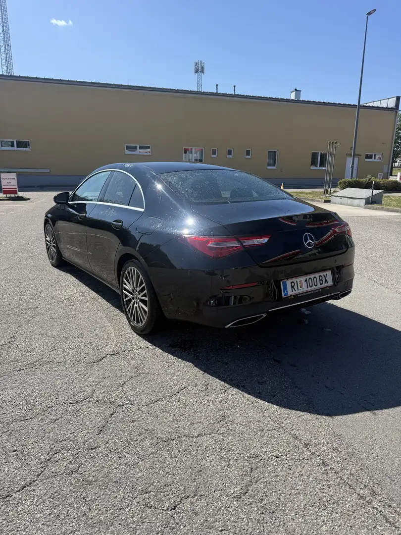 Mercedes-Benz CLA 200 d Aut. Schwarz - 1