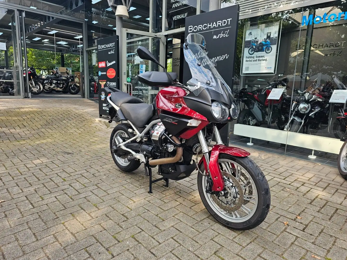 Moto Guzzi Stelvio 1200 ABS, Motorbügel, 105 PS Rouge - 1